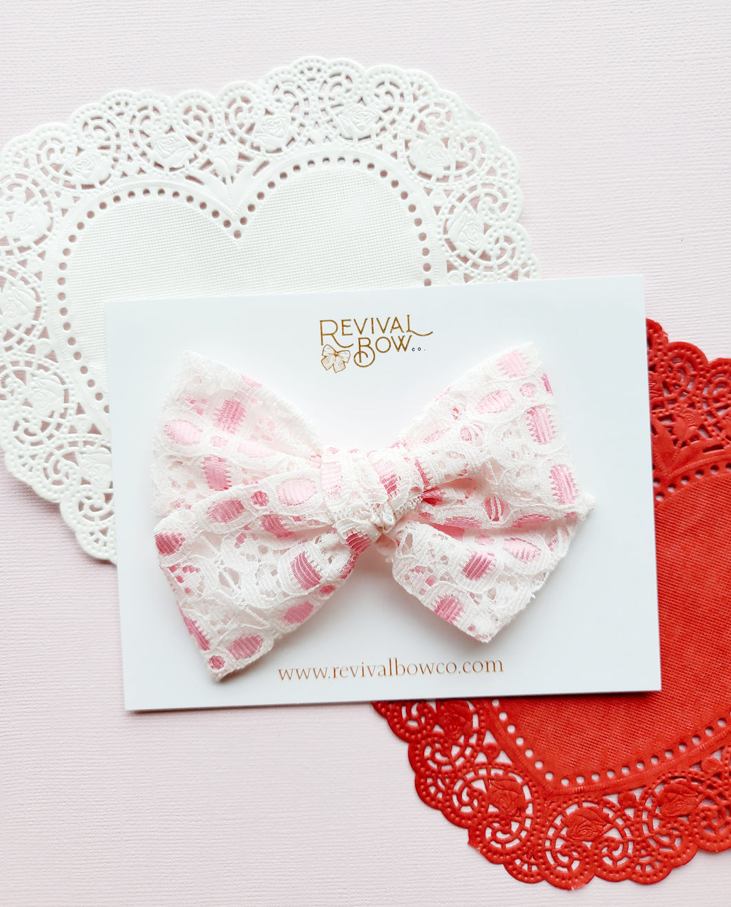 Large Pinwheel Bow • Pink Lace