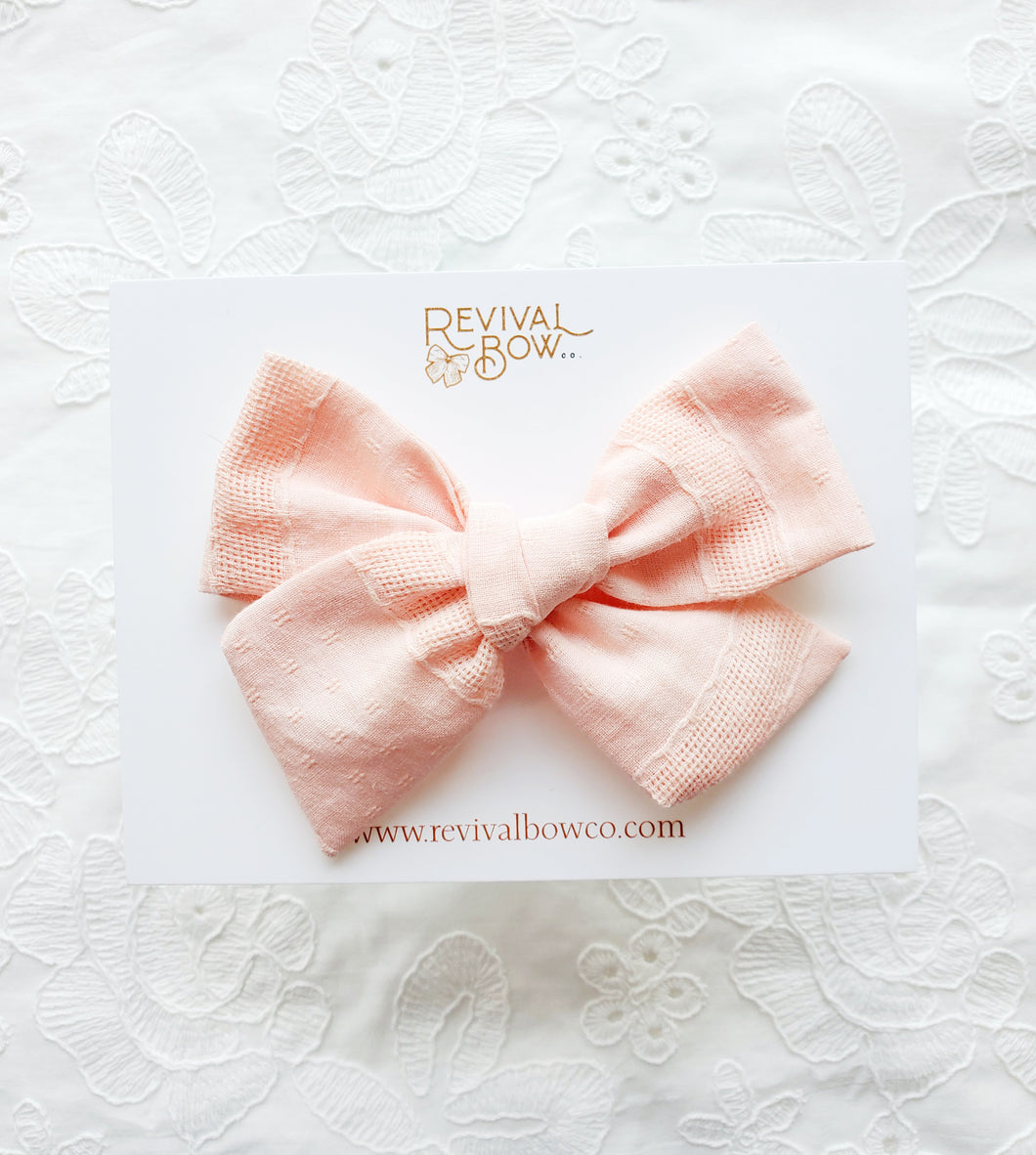 Large Pinwheel Bow • Textured Peach