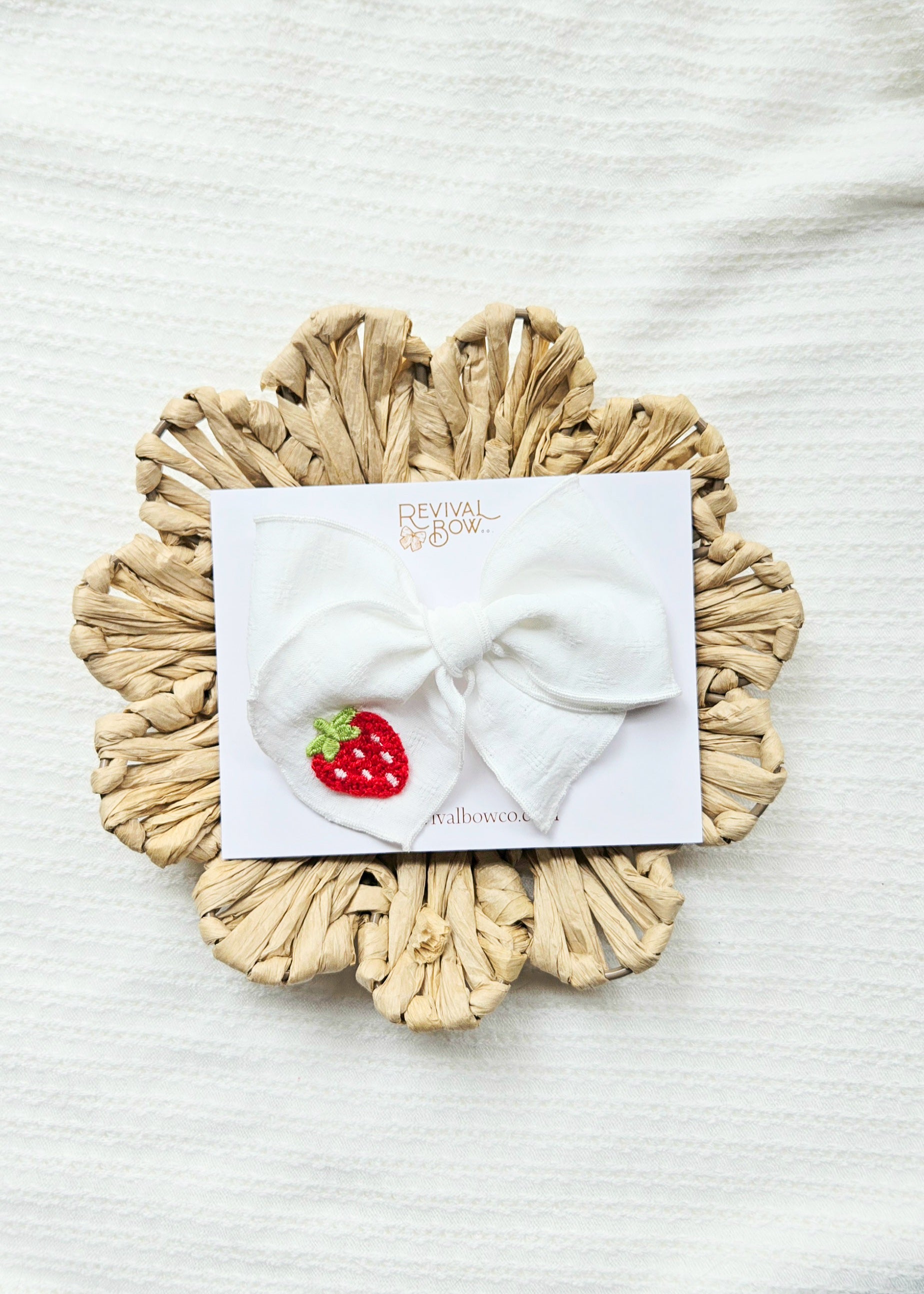 Fable Bow • Strawberry