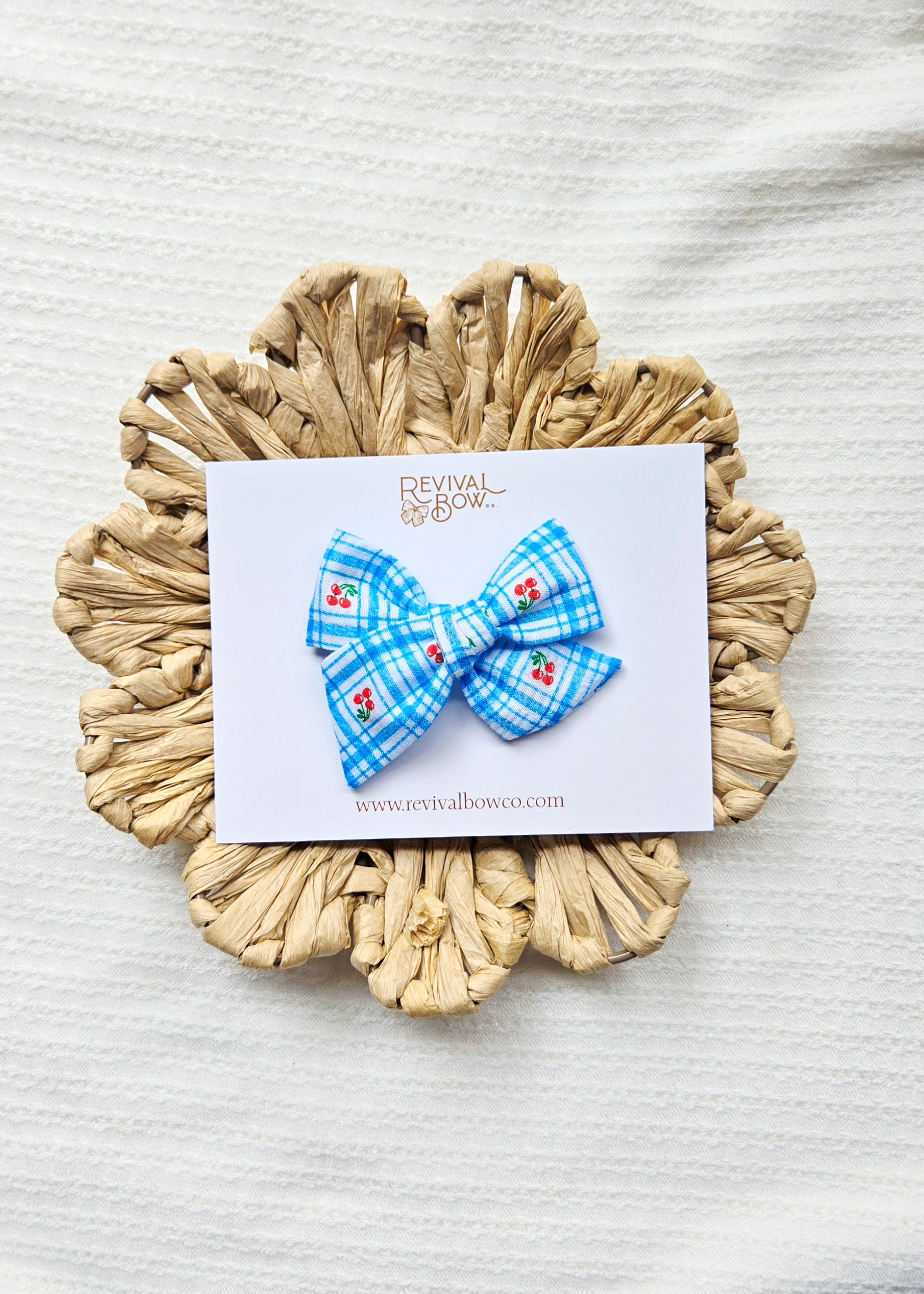 Small Pinwheel Bow • Plaid Cherries