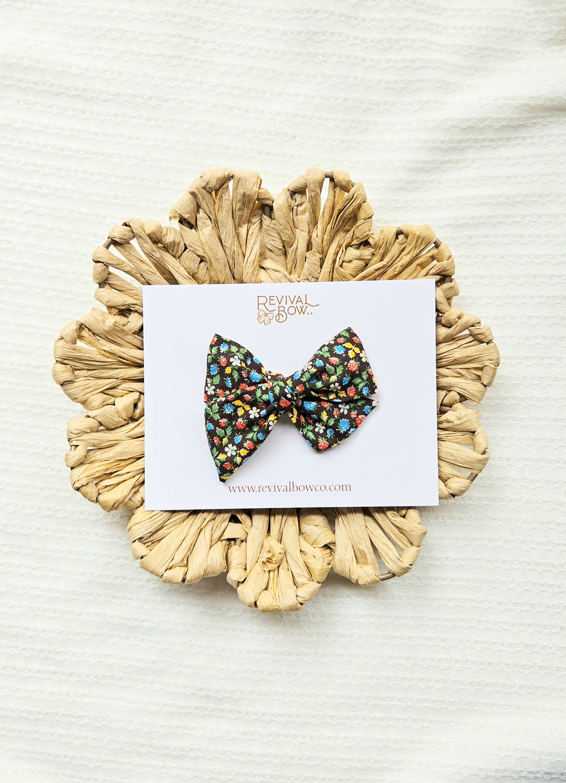 Small Pinwheel Bow • Vintage Berries