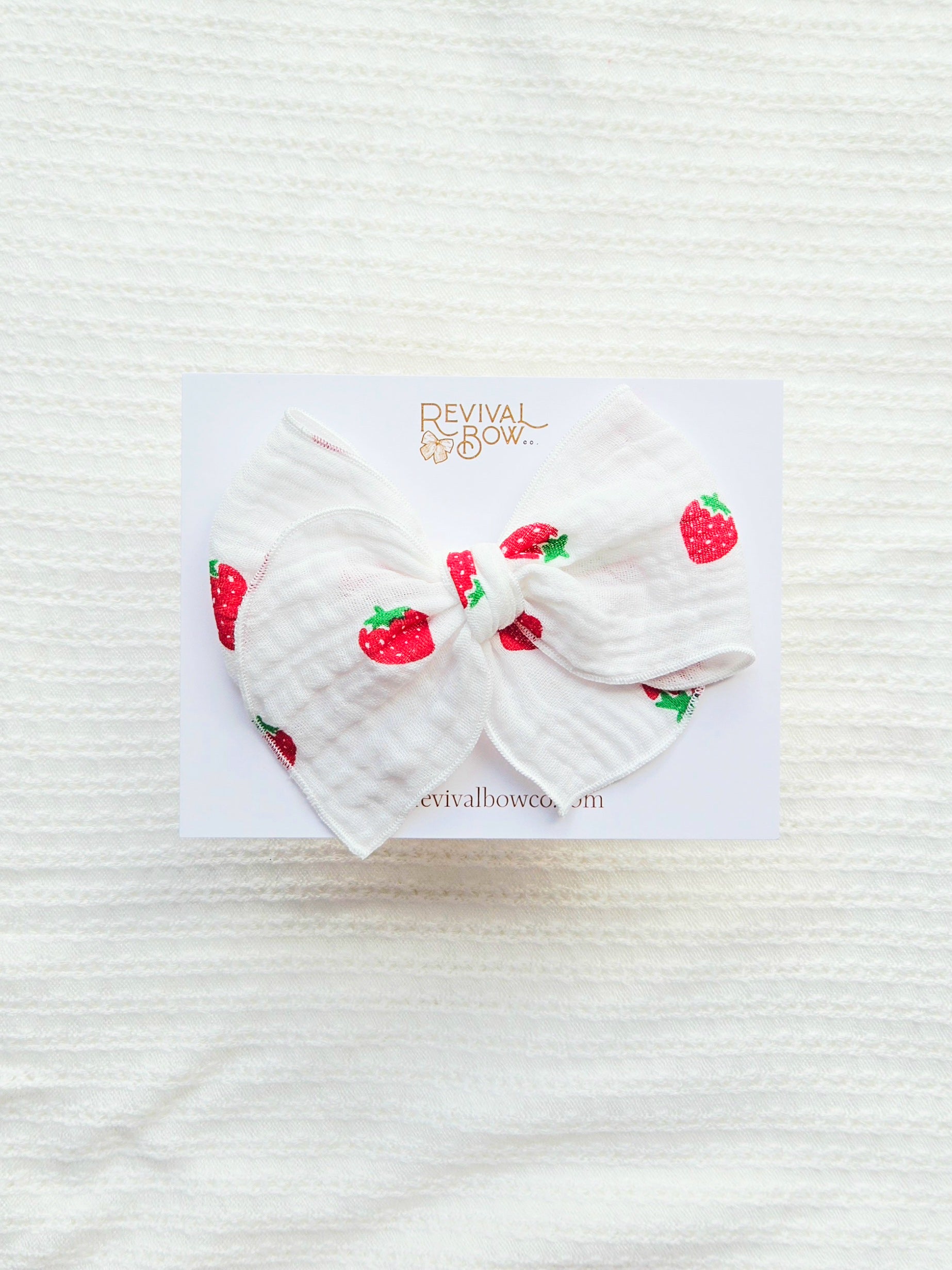 Fable Bow • Strawberry Gauze