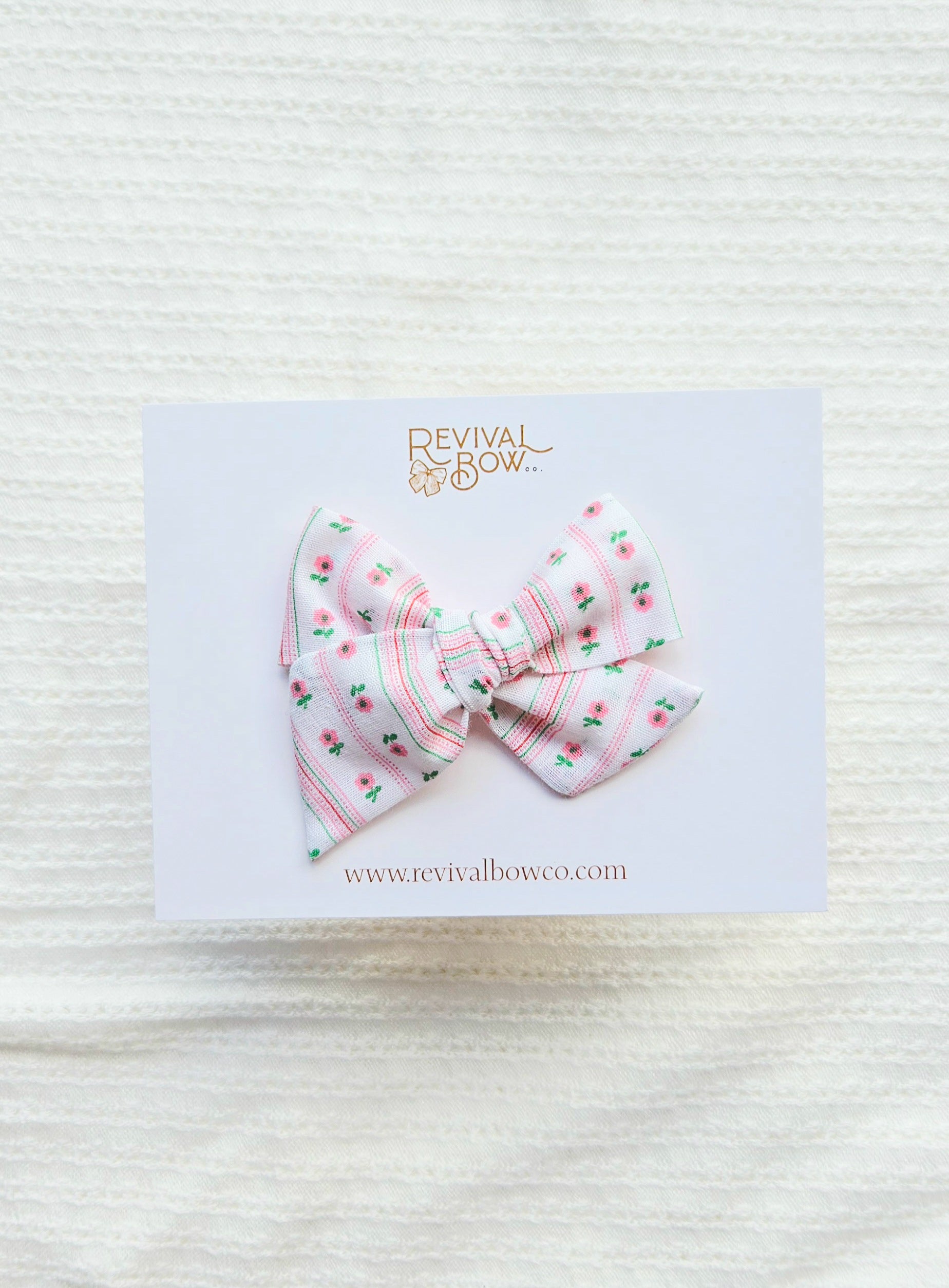 Small Pinwheel Bow • Pink Floral Stripe
