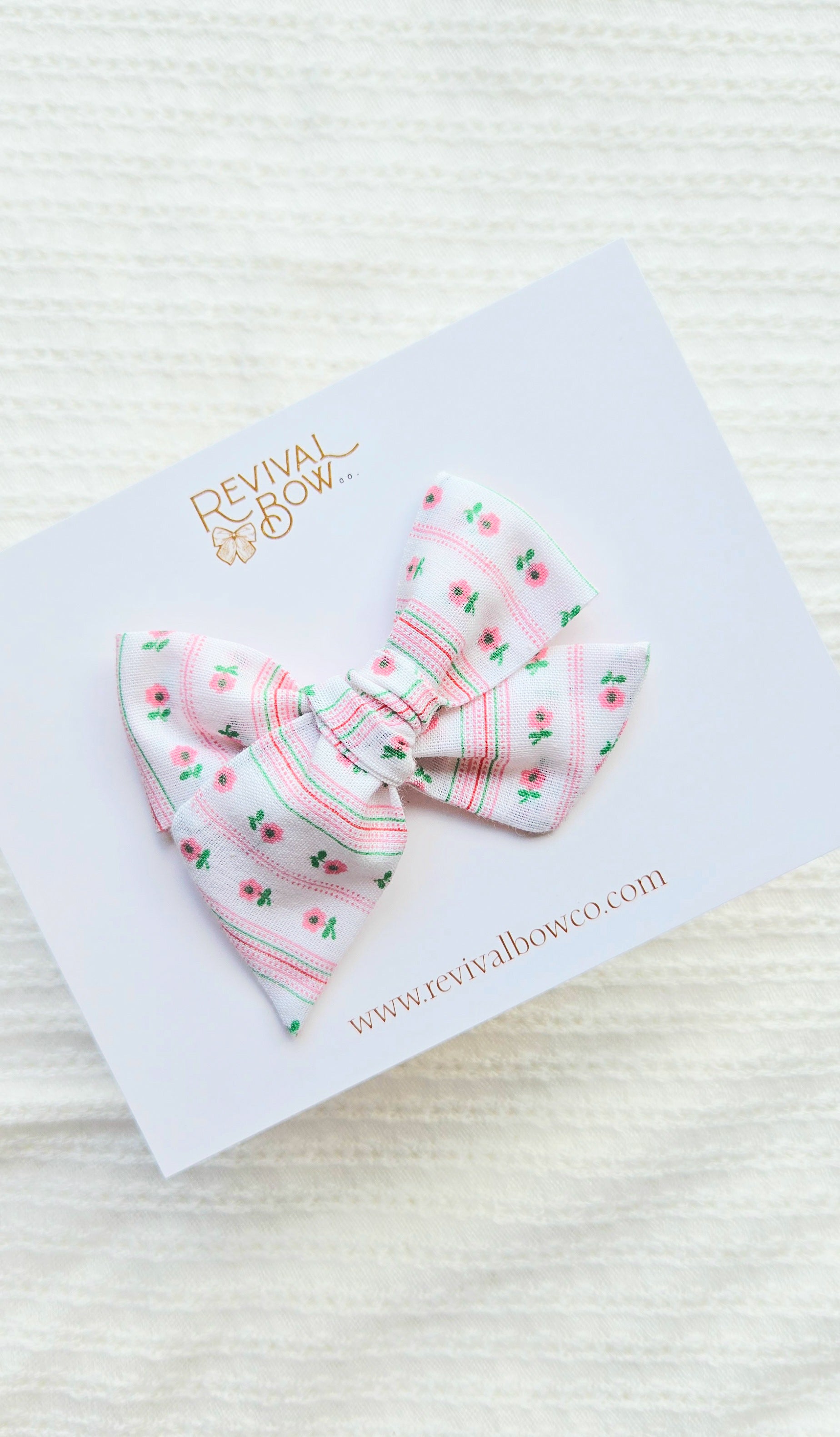 Small Pinwheel Bow • Pink Floral Stripe