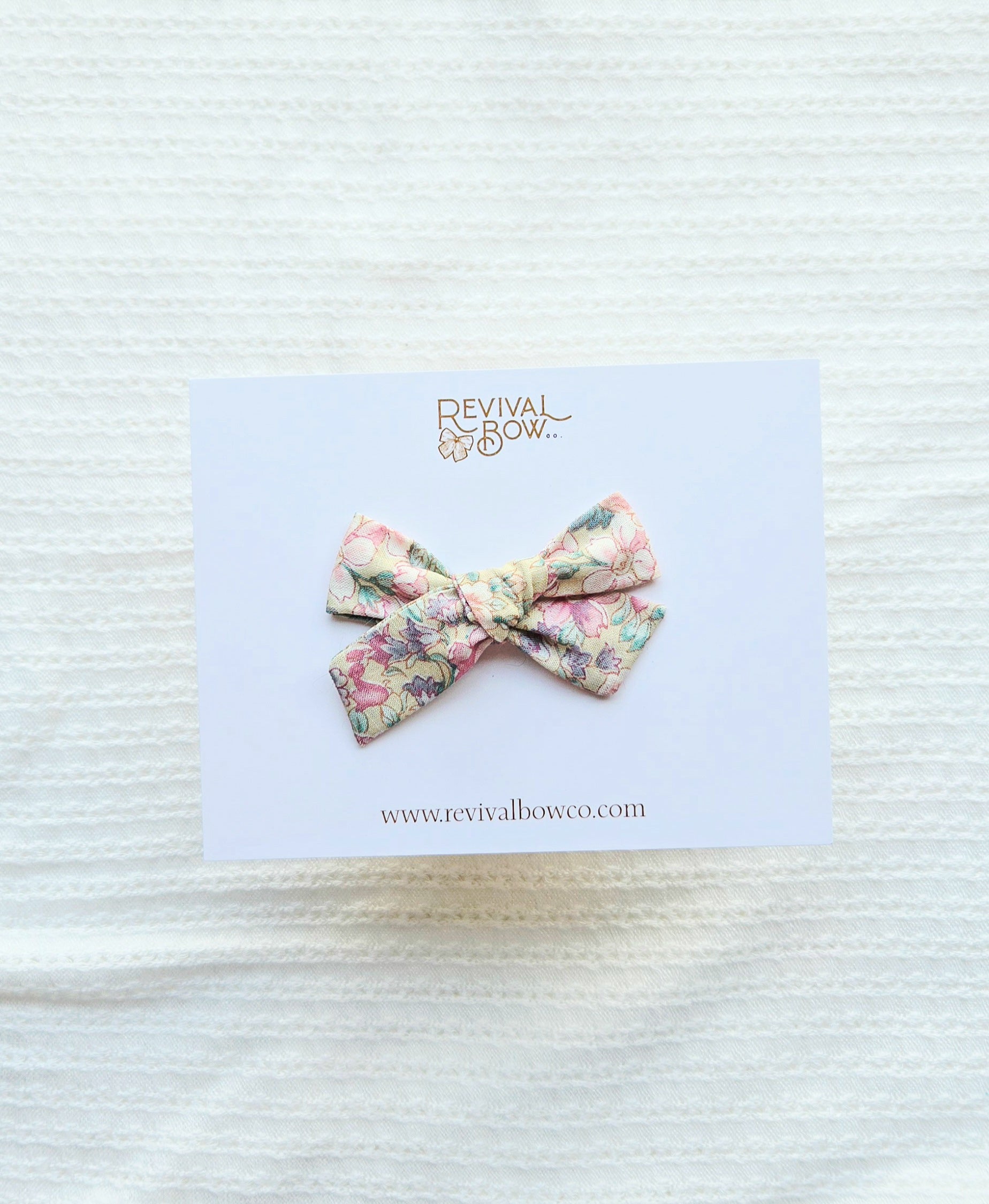 Mini Pinwheel Bow • Beige Floral