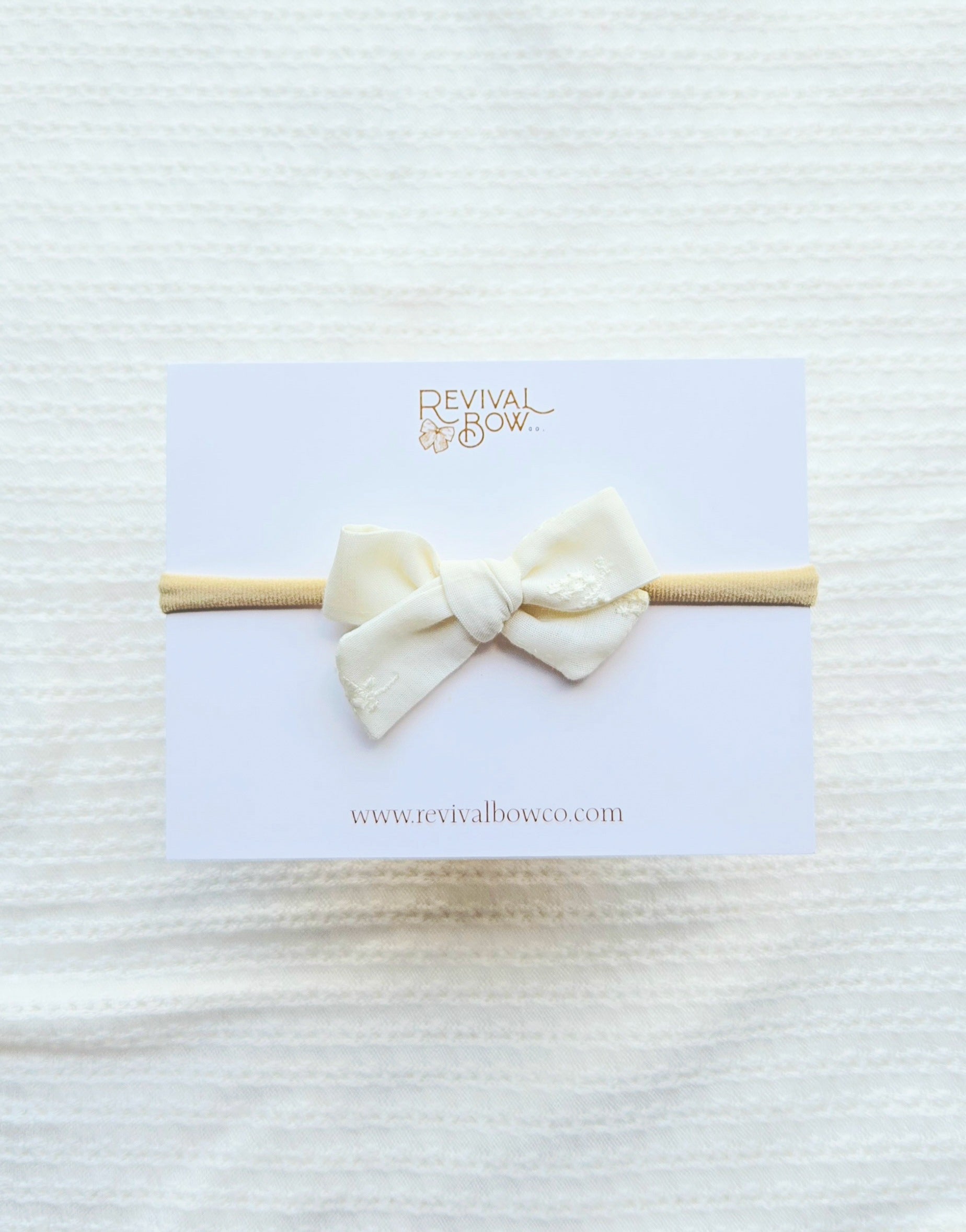 Mini Pinwheel Bow • Ivory Eyelet