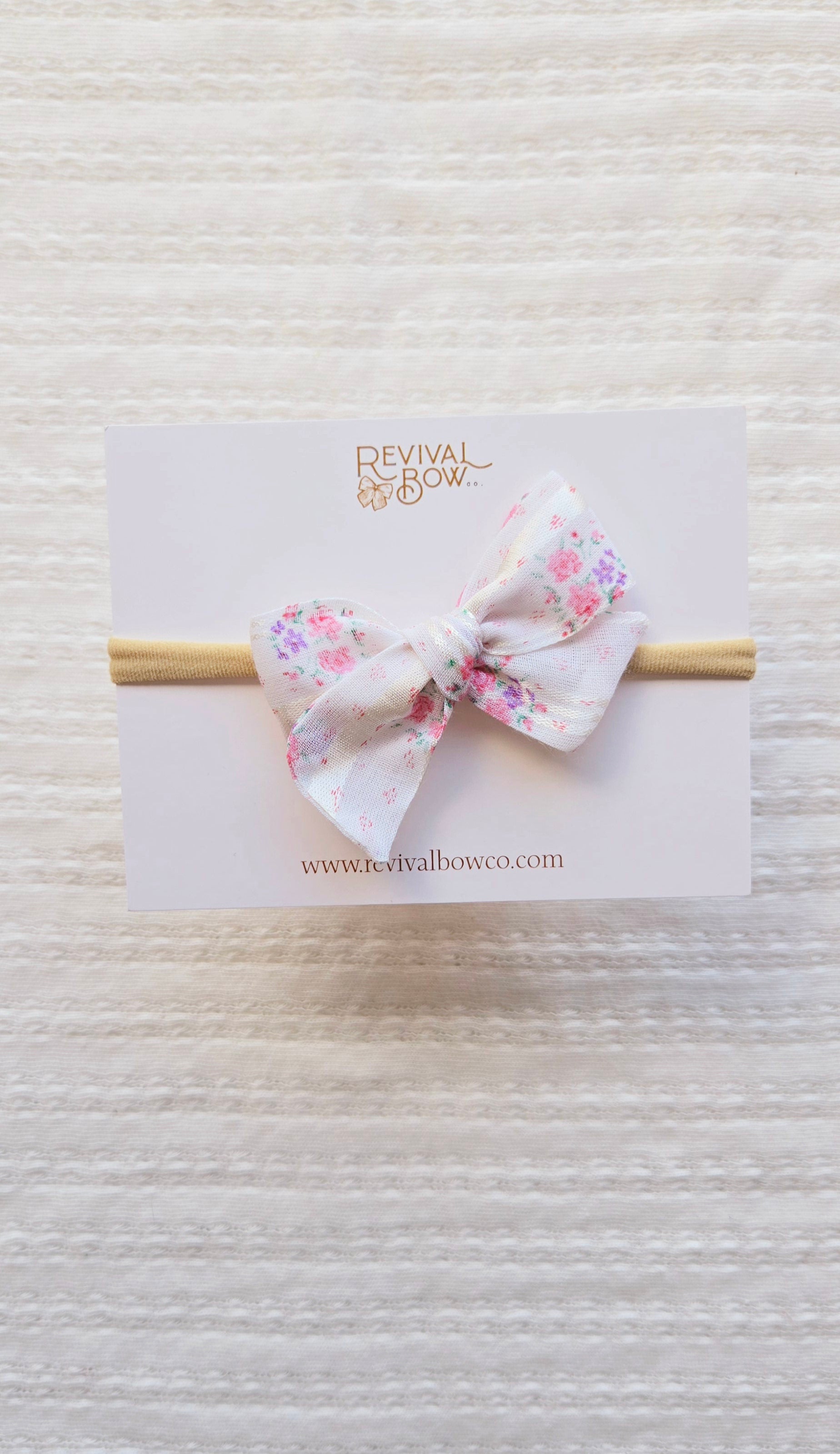 Small Pinwheel Bow • Rosetta
