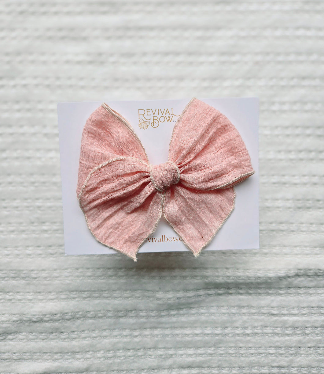 Fable Bow • Textured Peach