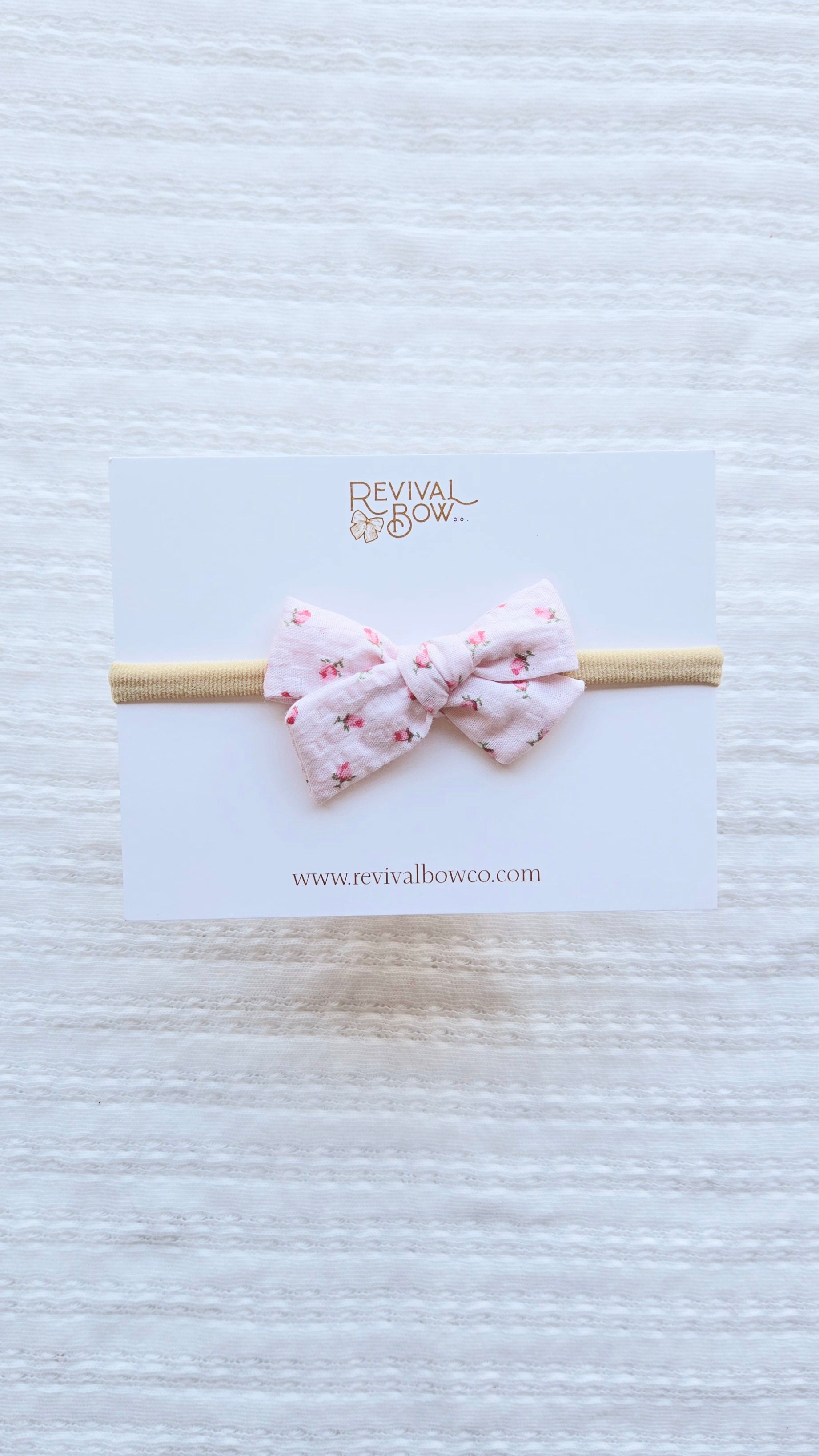 Mini Pinwheel Bow • Lucy