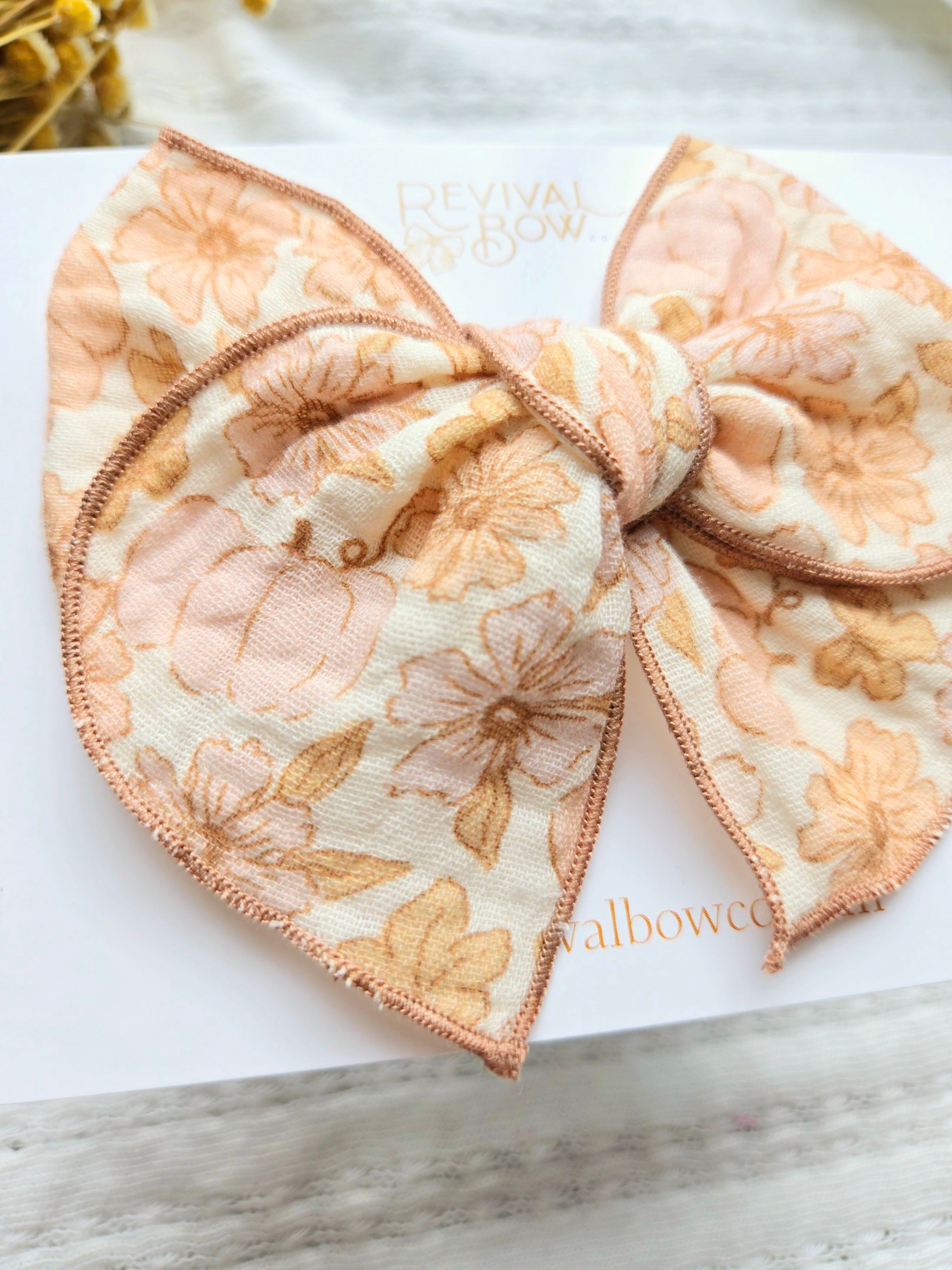 Fable Bow • Pumpkin Floral