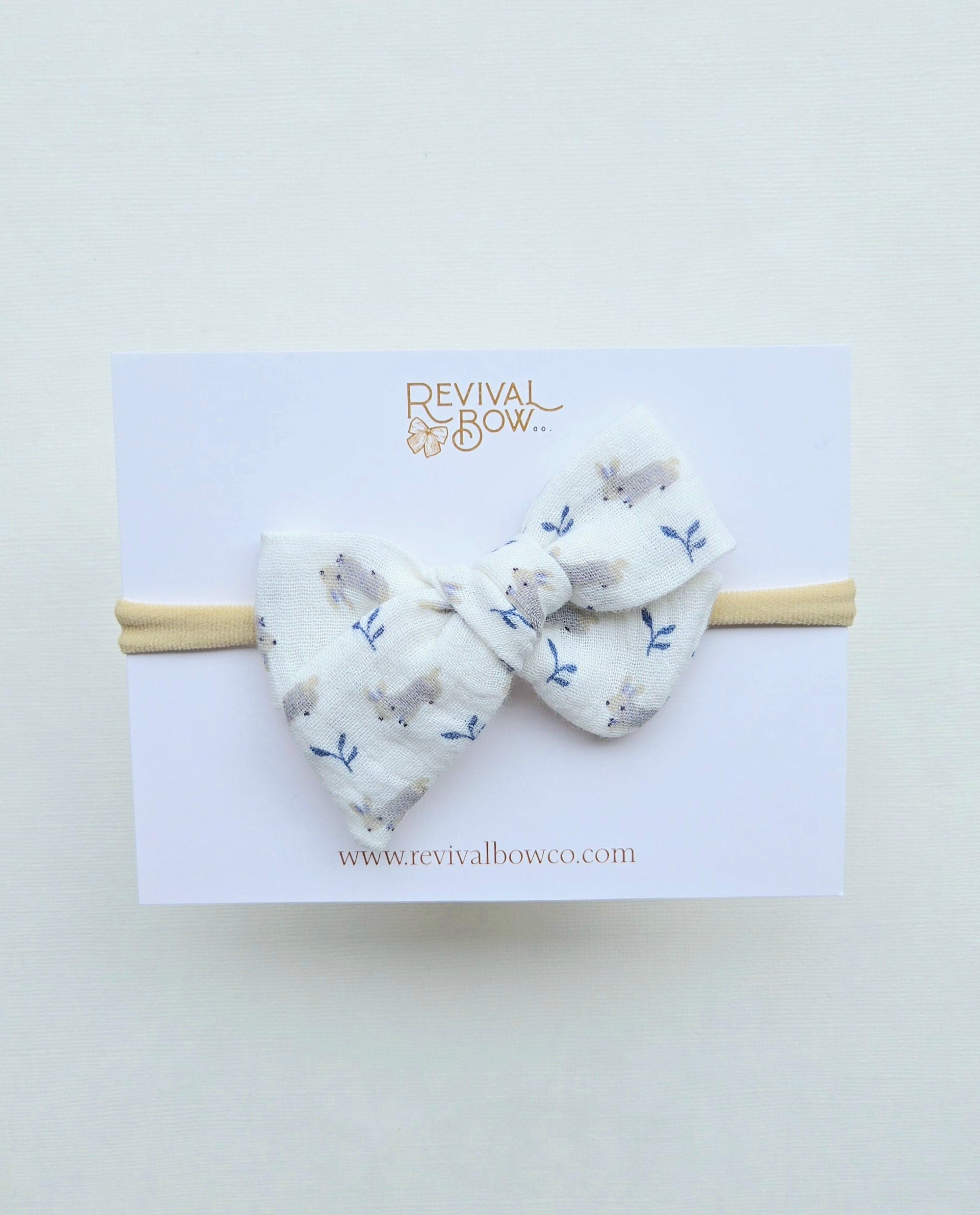 Small Pinwheel Bow • Bunnies