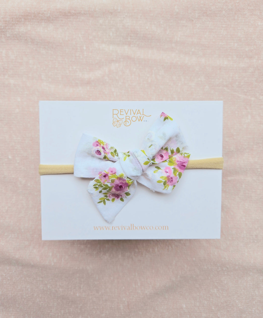 Small Pinwheel • Eyelet Floral