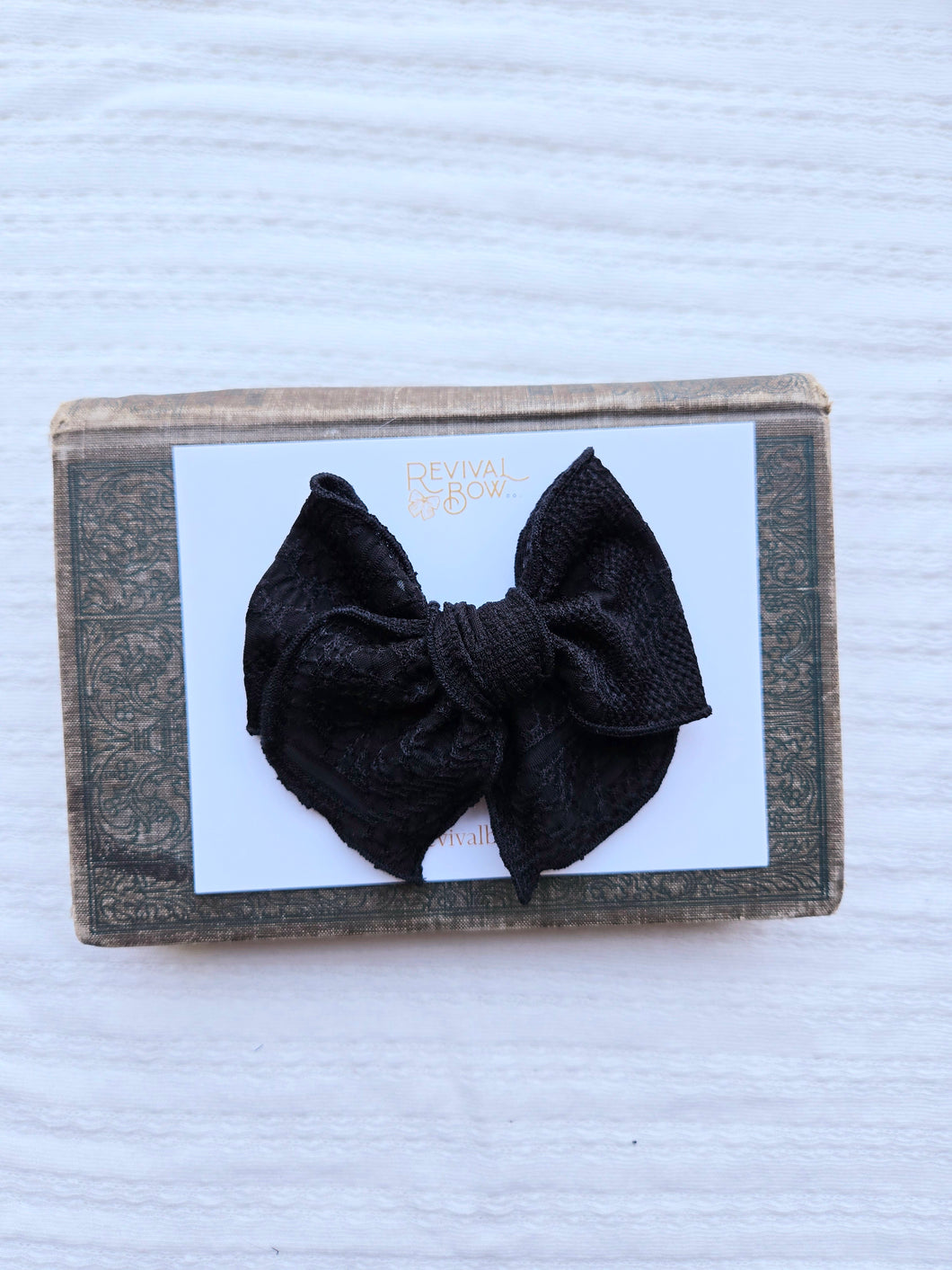 Fable Bow • Textured Black