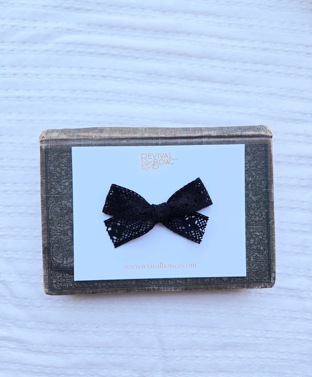 Black Trim Bow