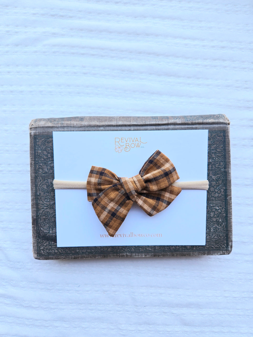 Small Pinwheel Bow • Harvest Plaid