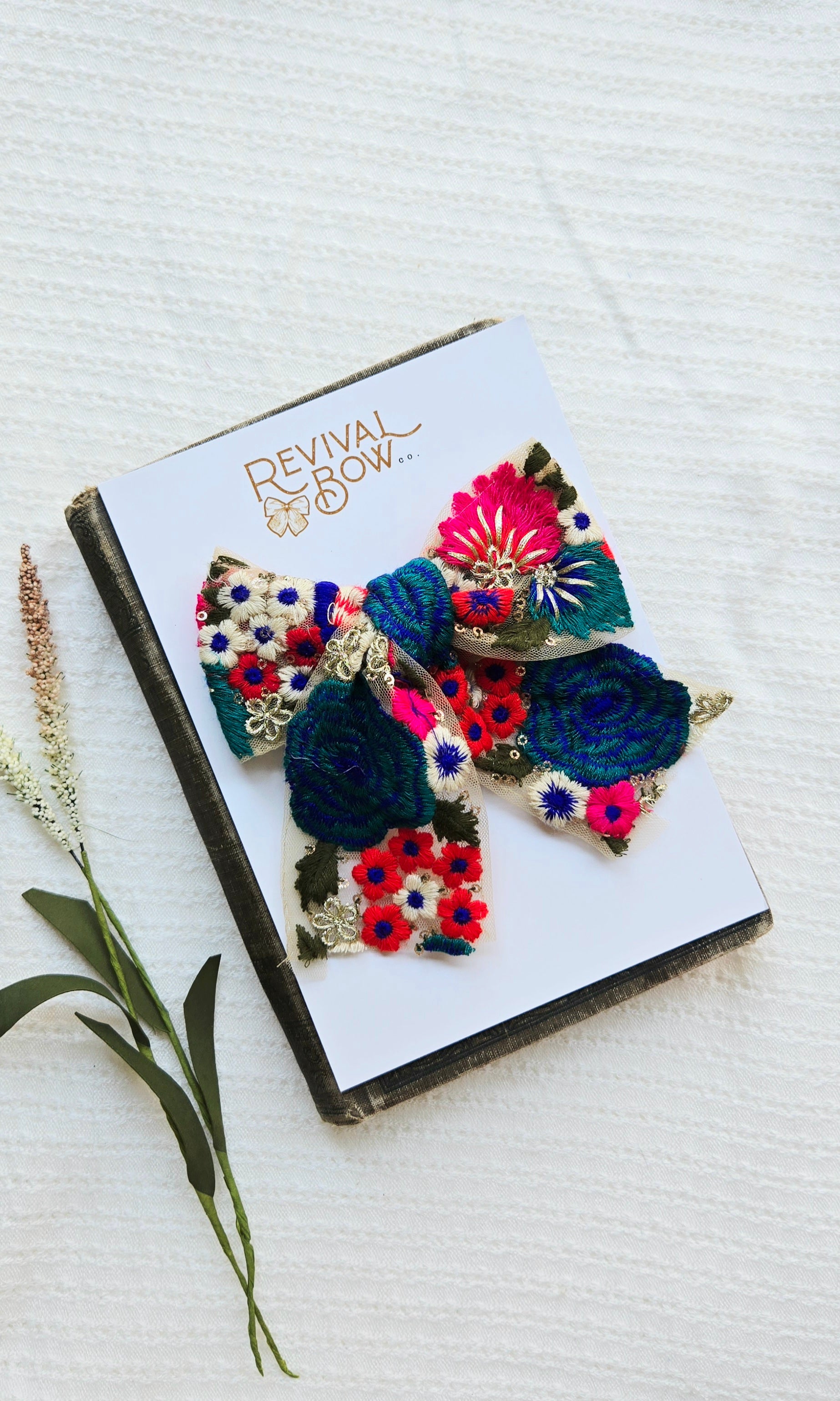 Embroidered Trim Bow 1