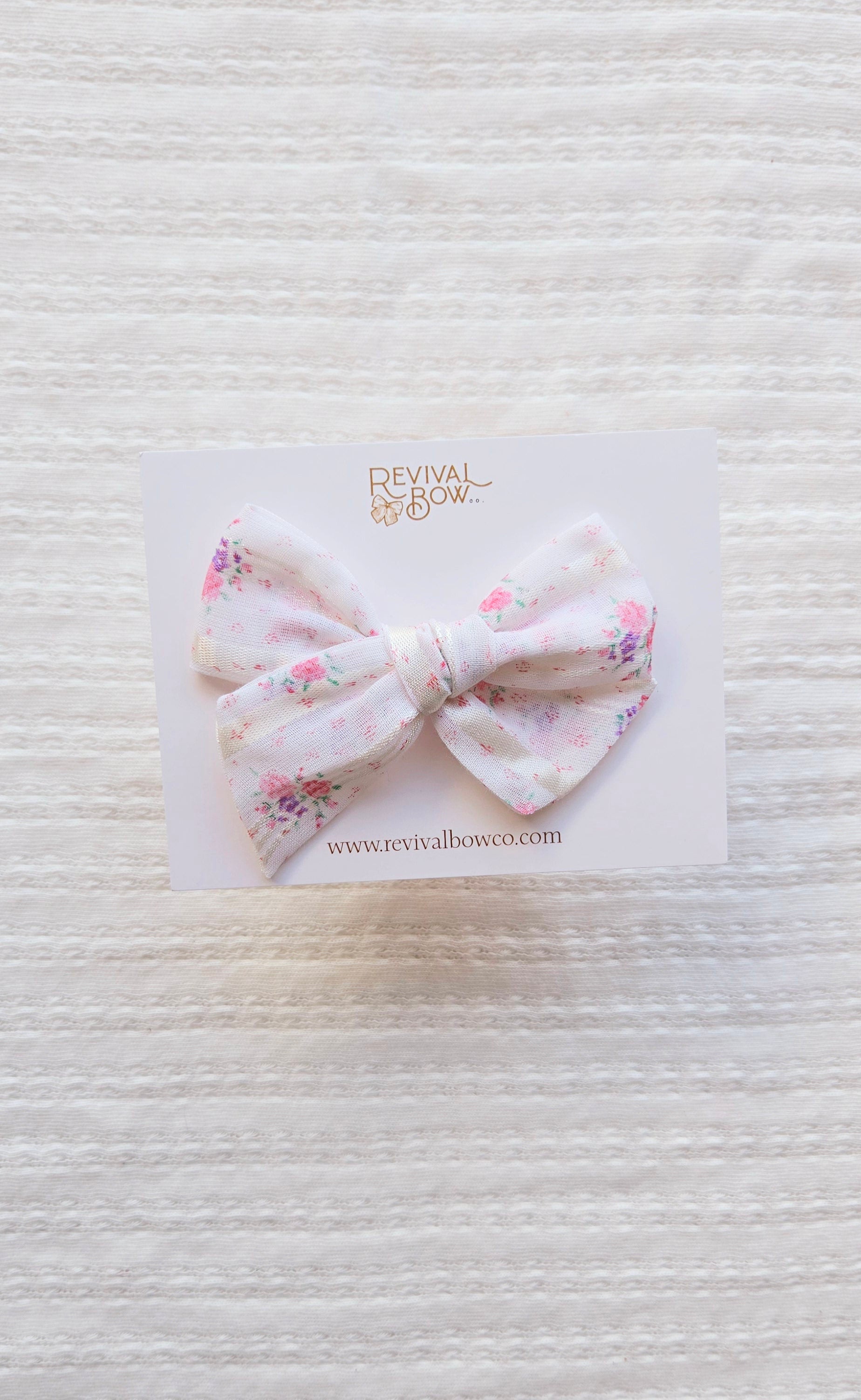 Large Pinwheel Bow • Rosetta