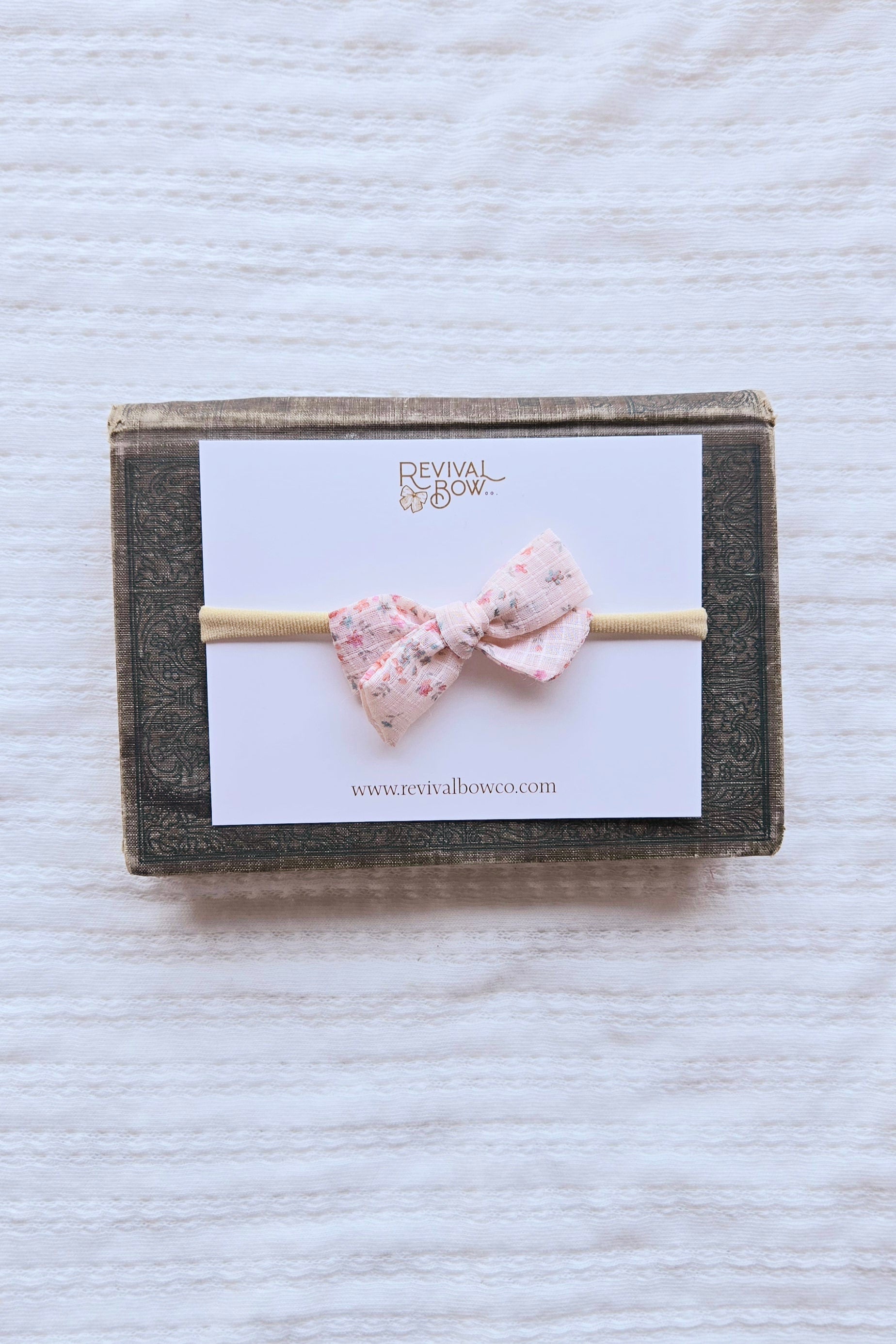 Mini Pinwheel Bow • Penny