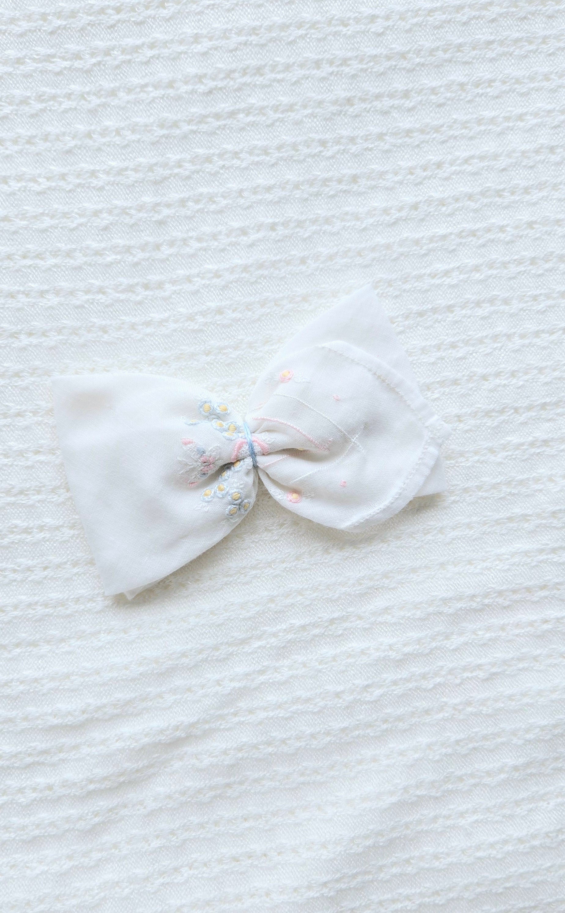 Vintage Handkerchief Bow 18