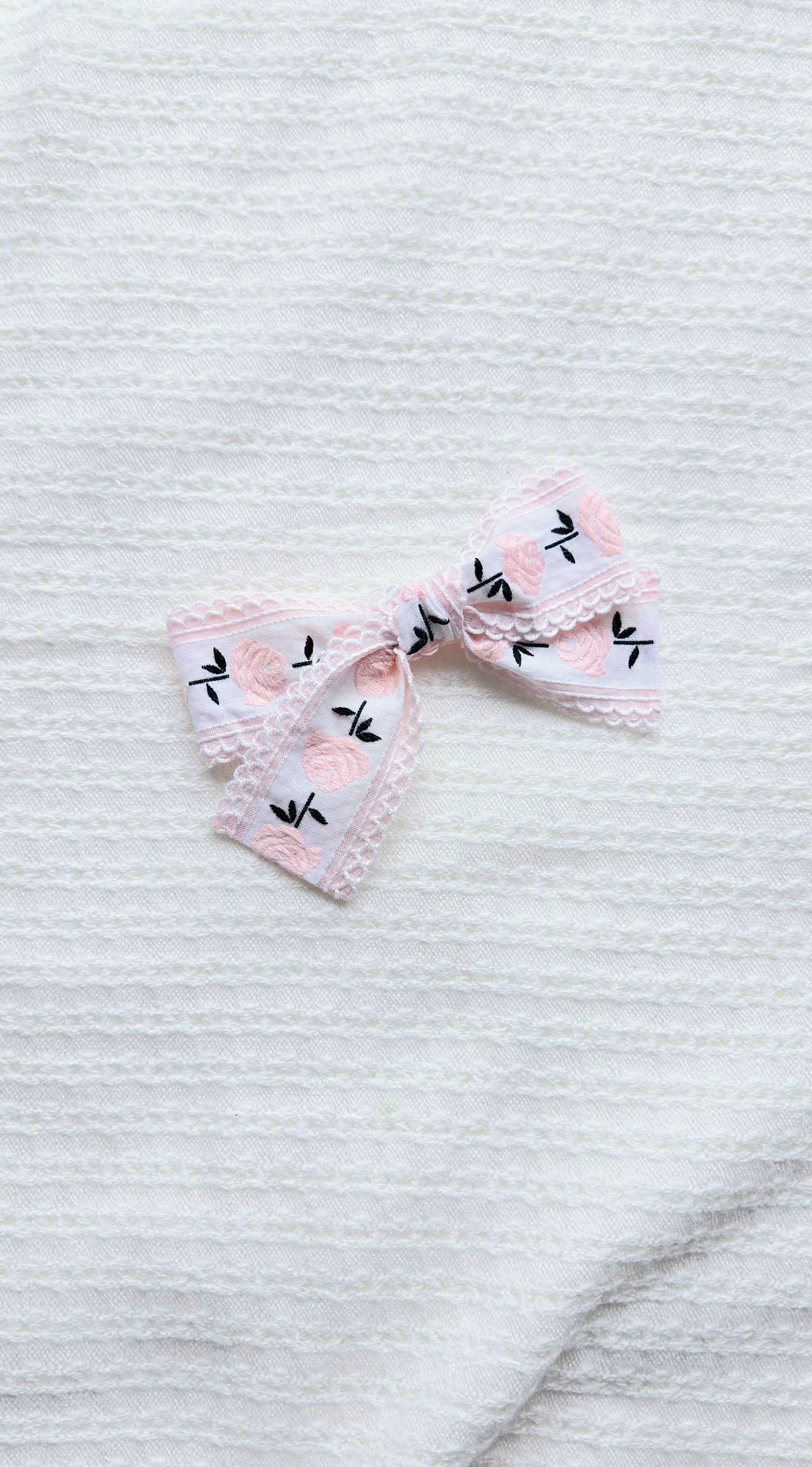 Vintage Trim Bow • Pink Floral