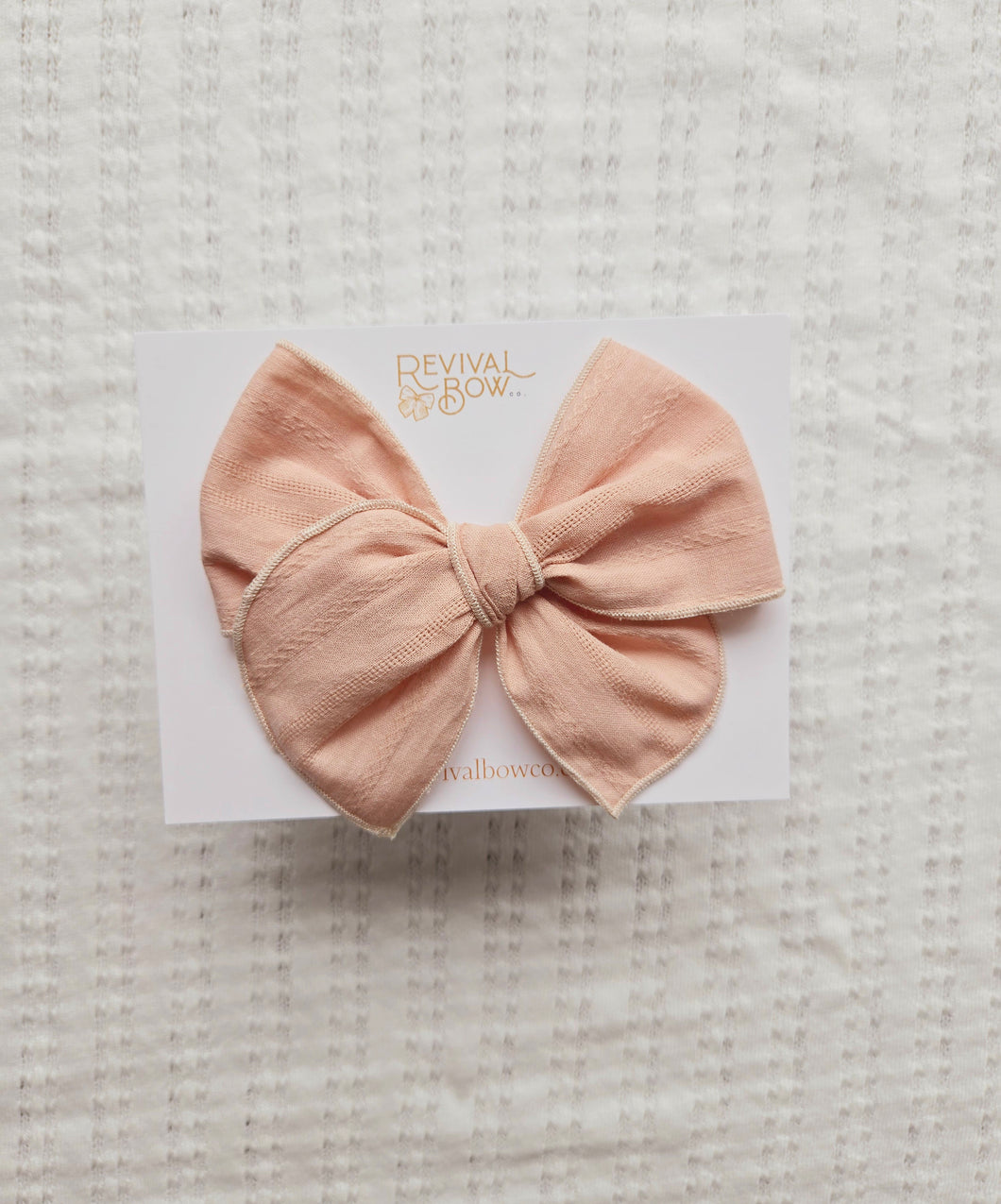 Fable Bow • Muted Peachy Pink