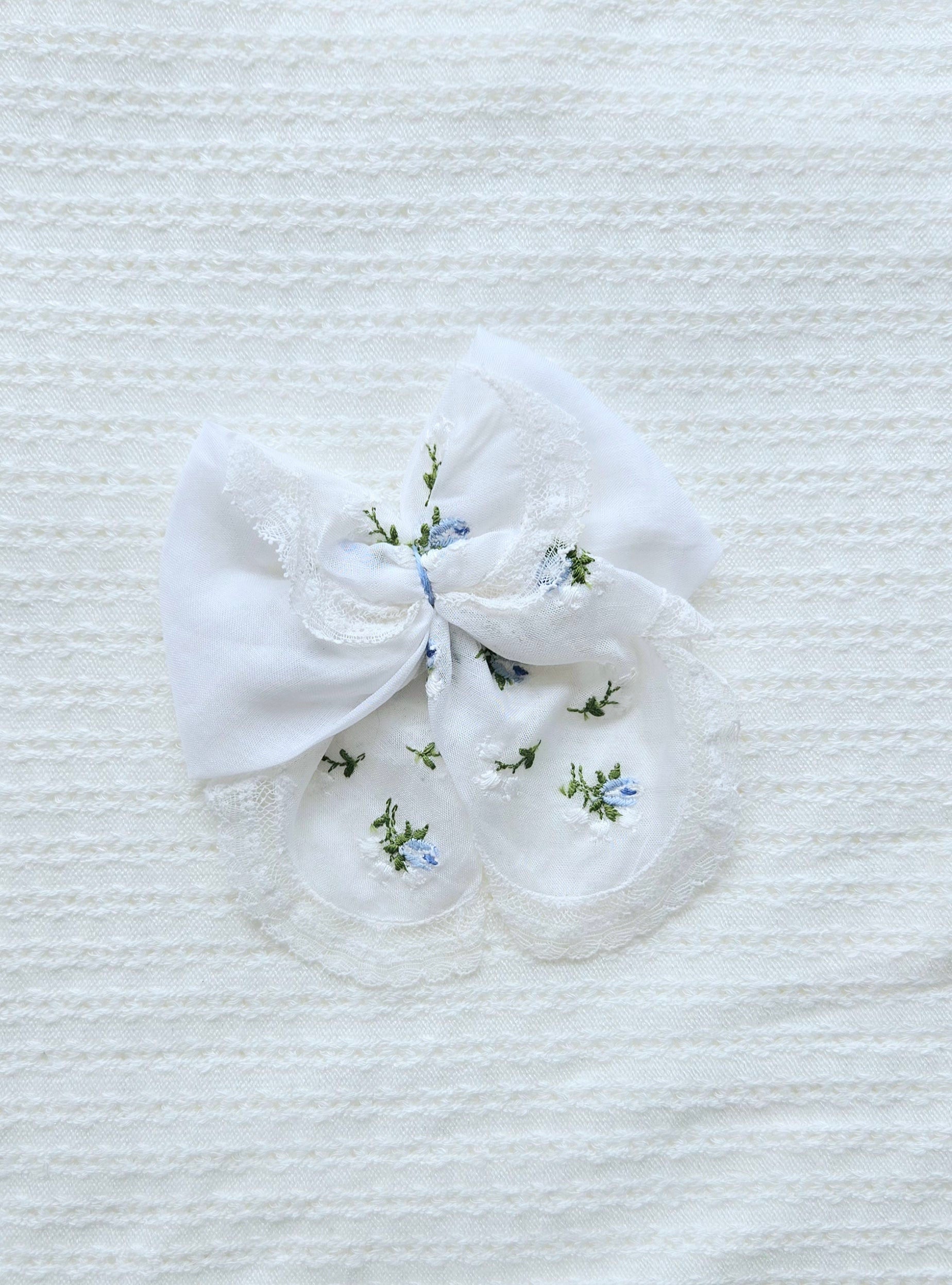 Vintage Handkerchief Bow 1