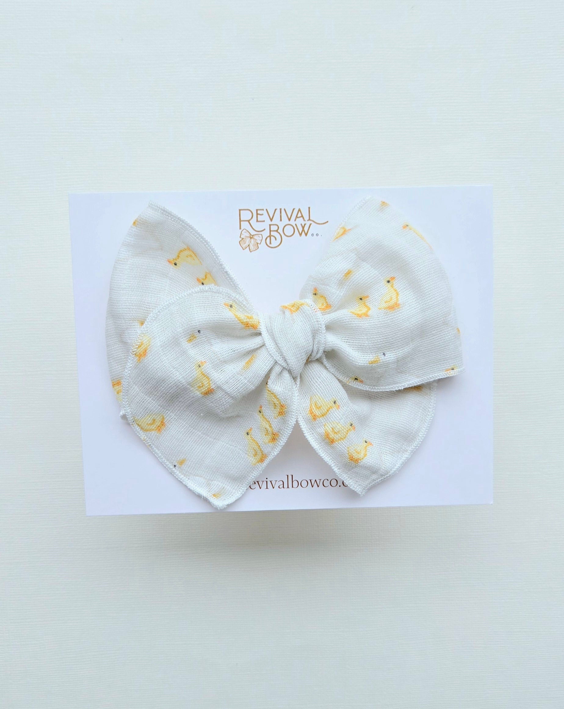 Fable Bow • Light Gray Geese