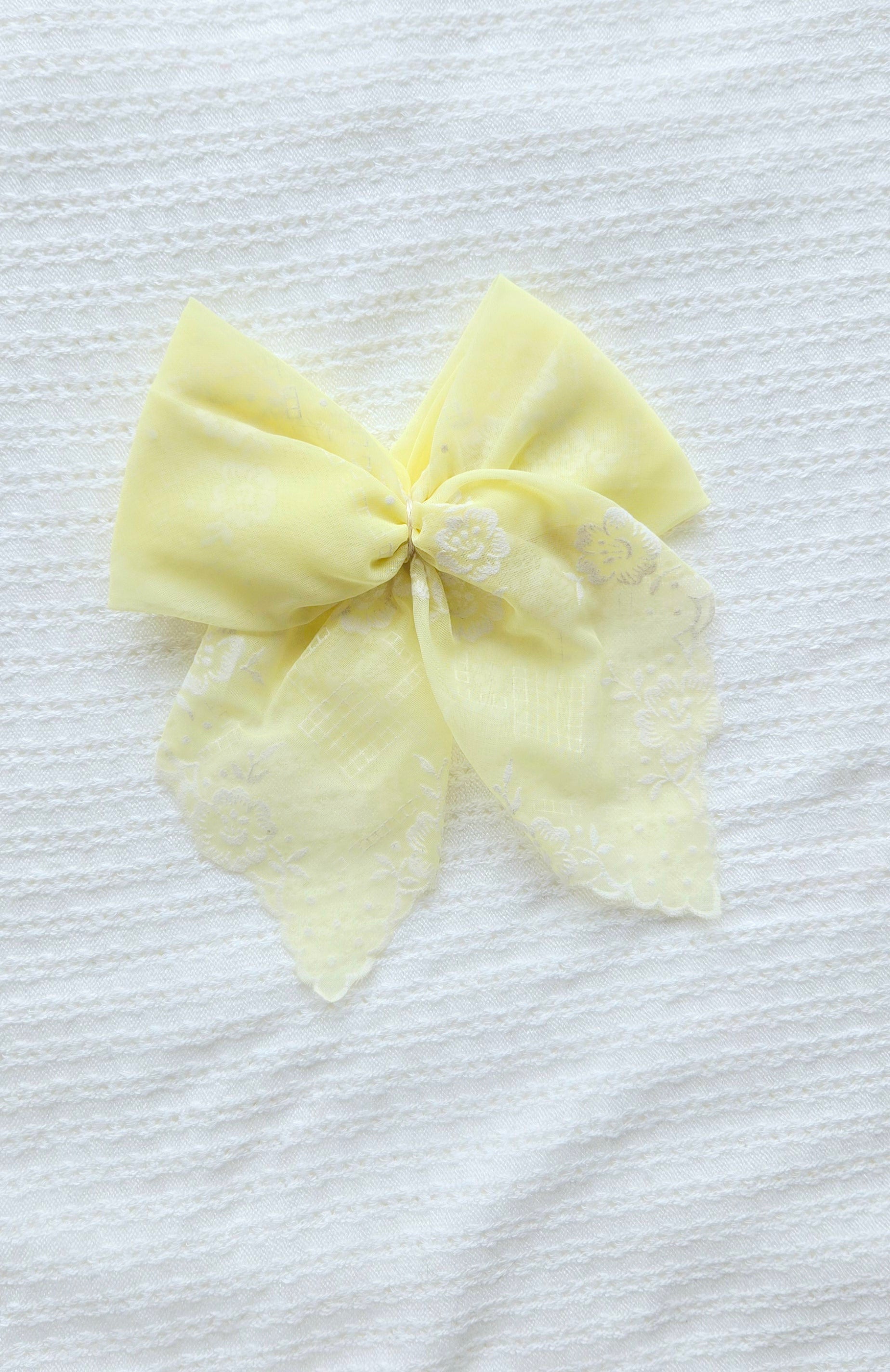 Vintage Handkerchief Bow 6