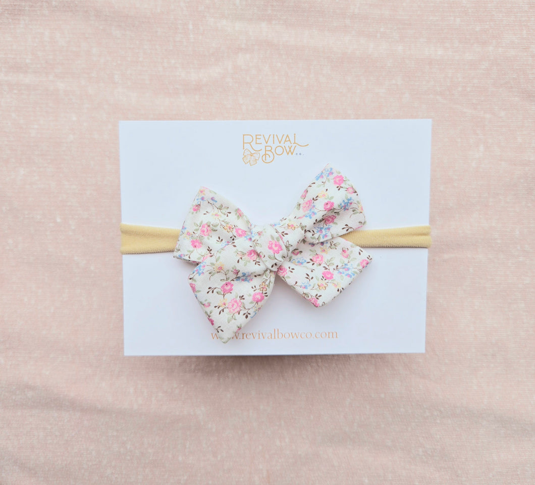 Small Pinwheel • Vintage Floral