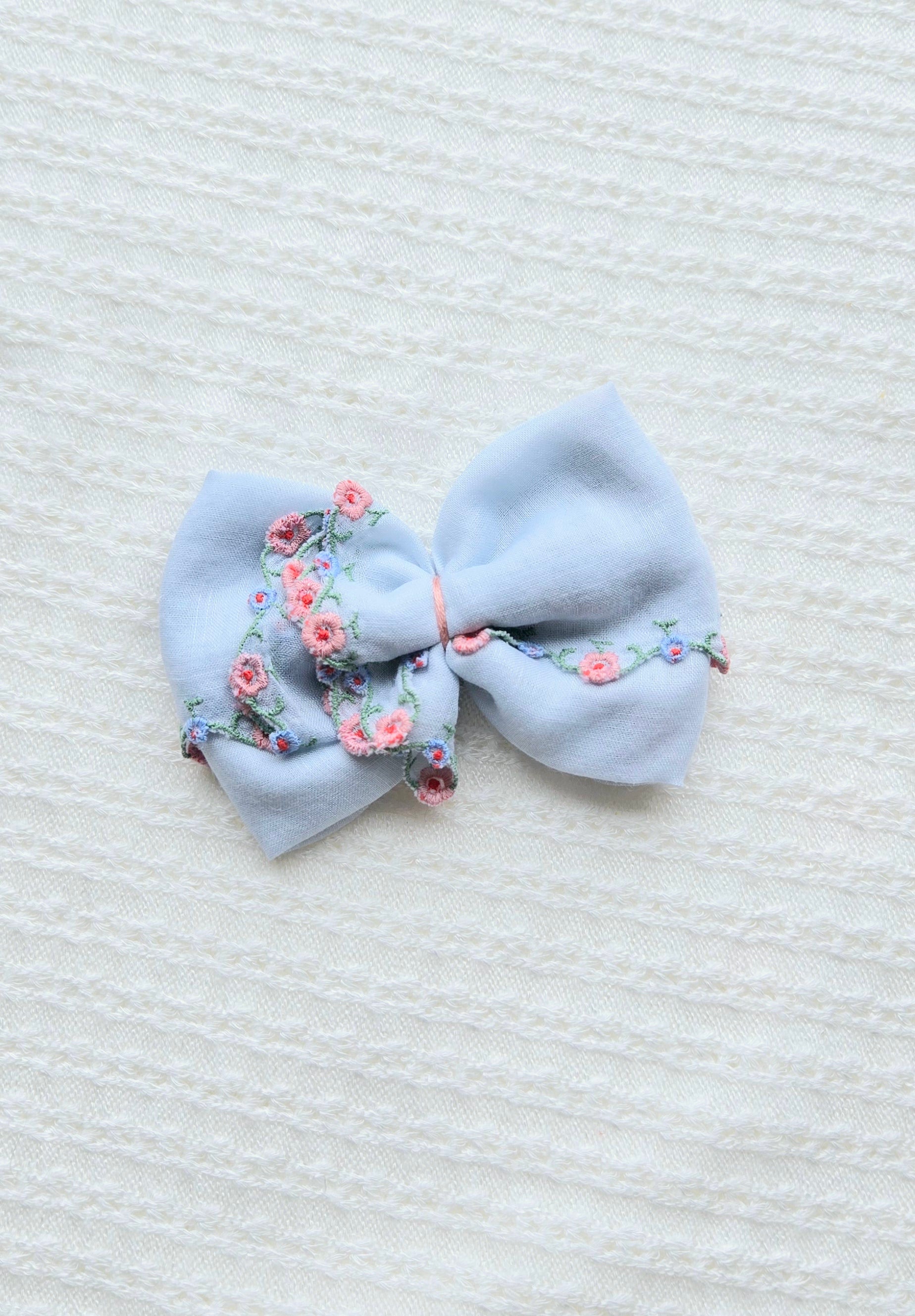 Vintage Handkerchief Bow 18