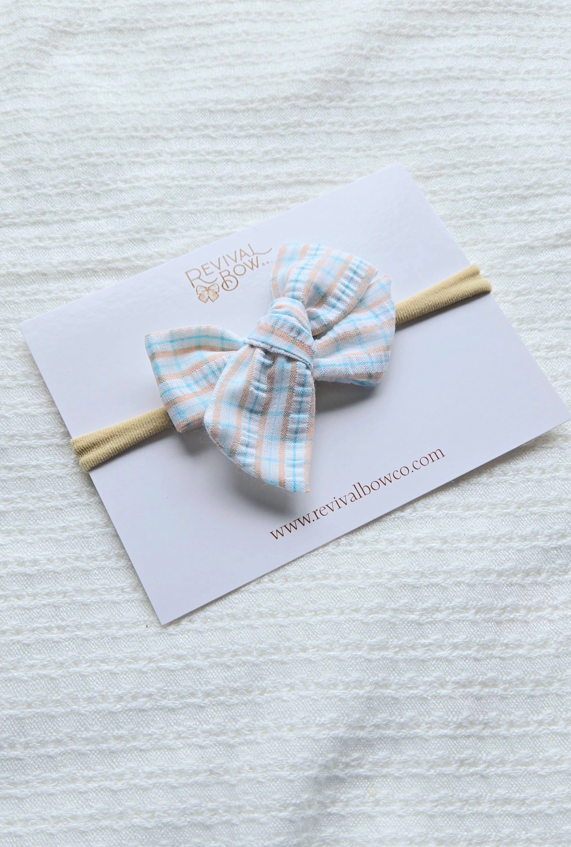 Small Pinwheel Bow • Peach Blue Plaid