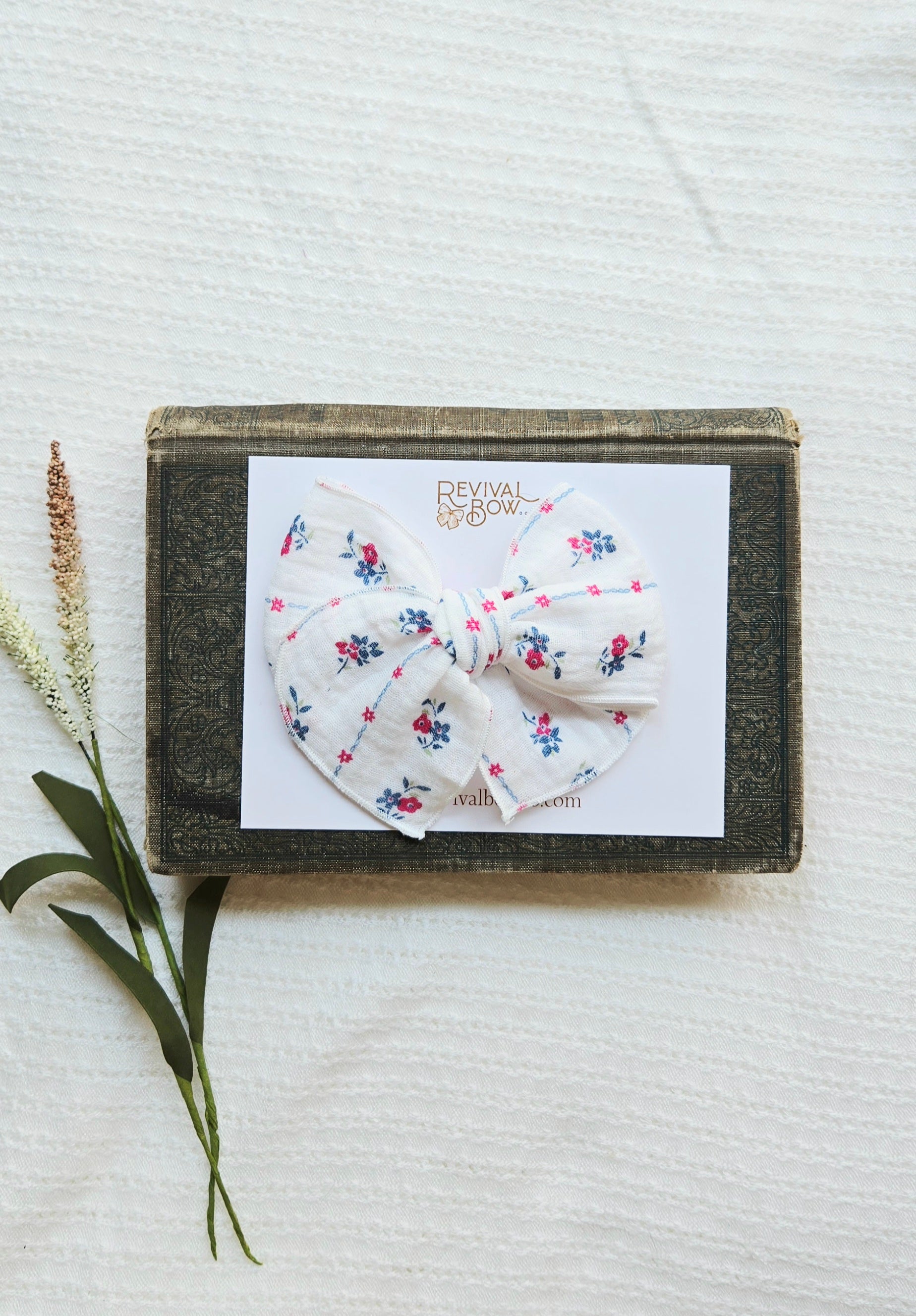 Fable Bow • Patriotic Floral