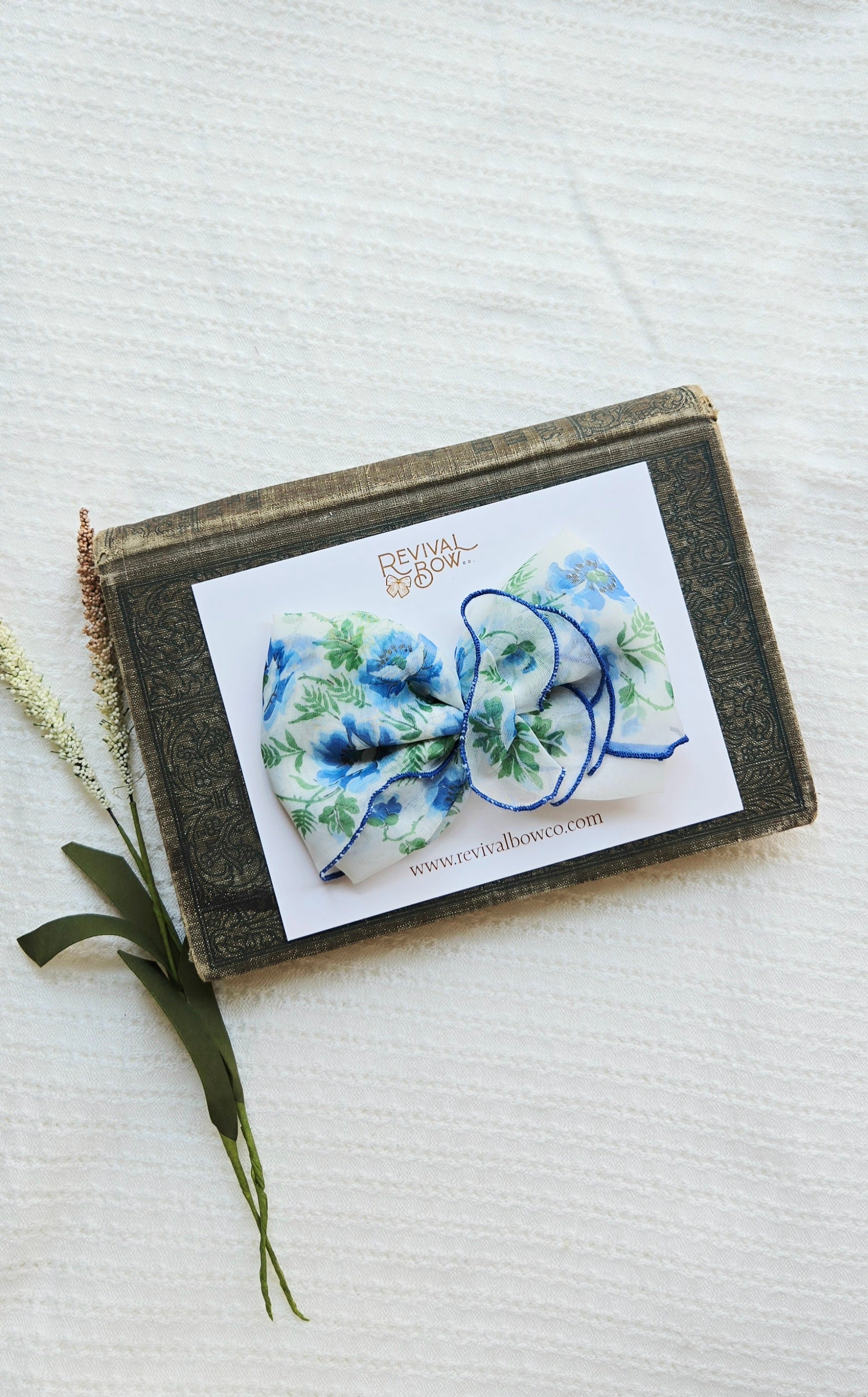 Vintage Handkerchief Bow 14