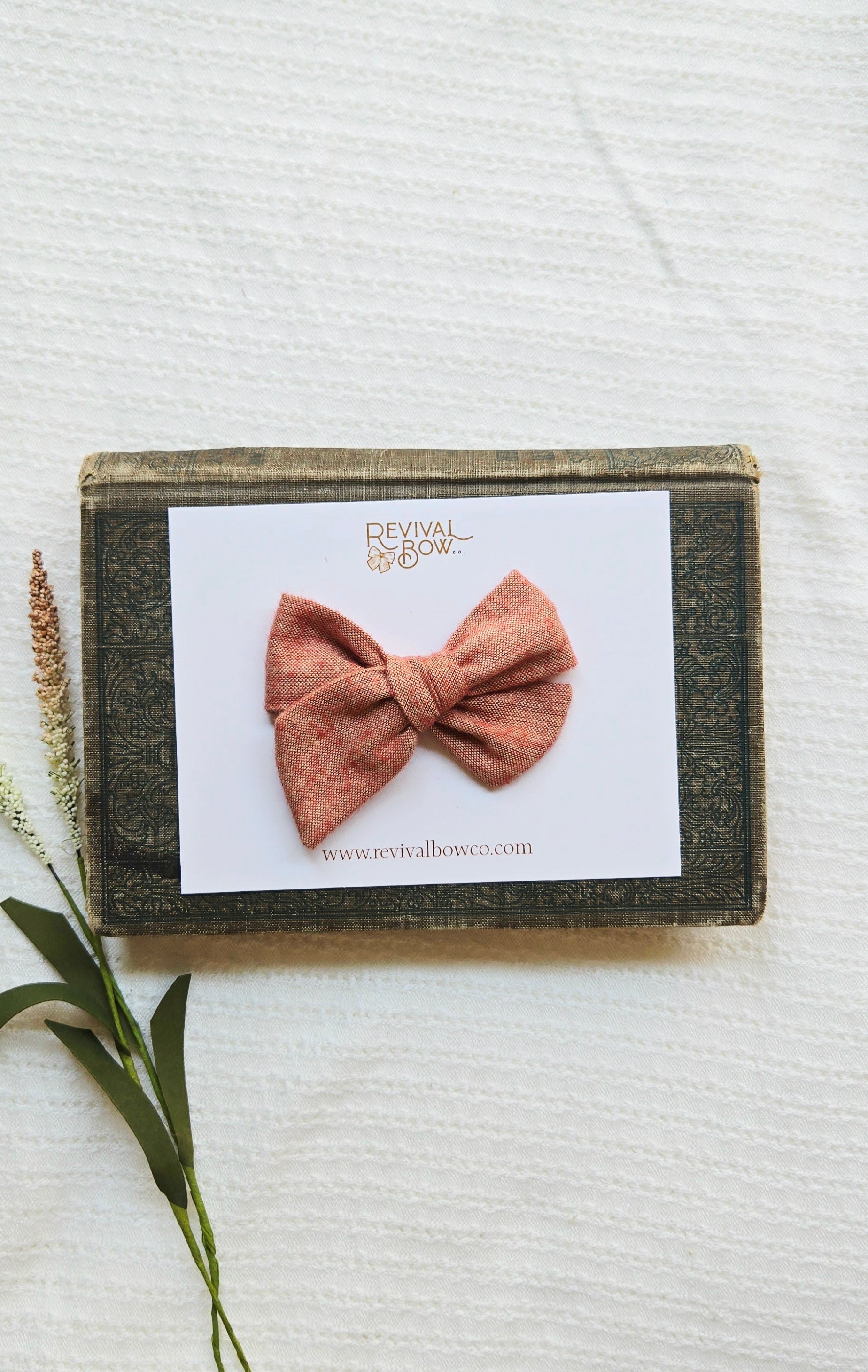 Small Pinwheel Bow • Dusty Red