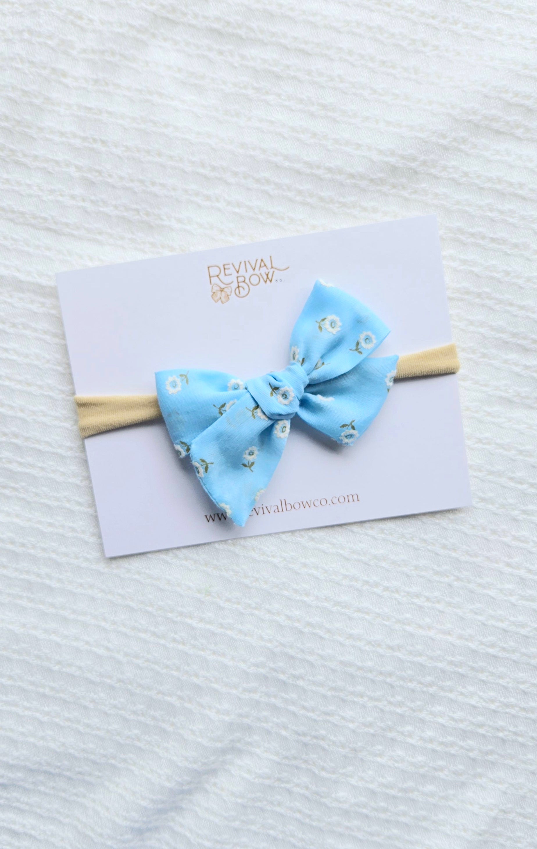 Small Pinwheel Bow • Flocked Blue Floral