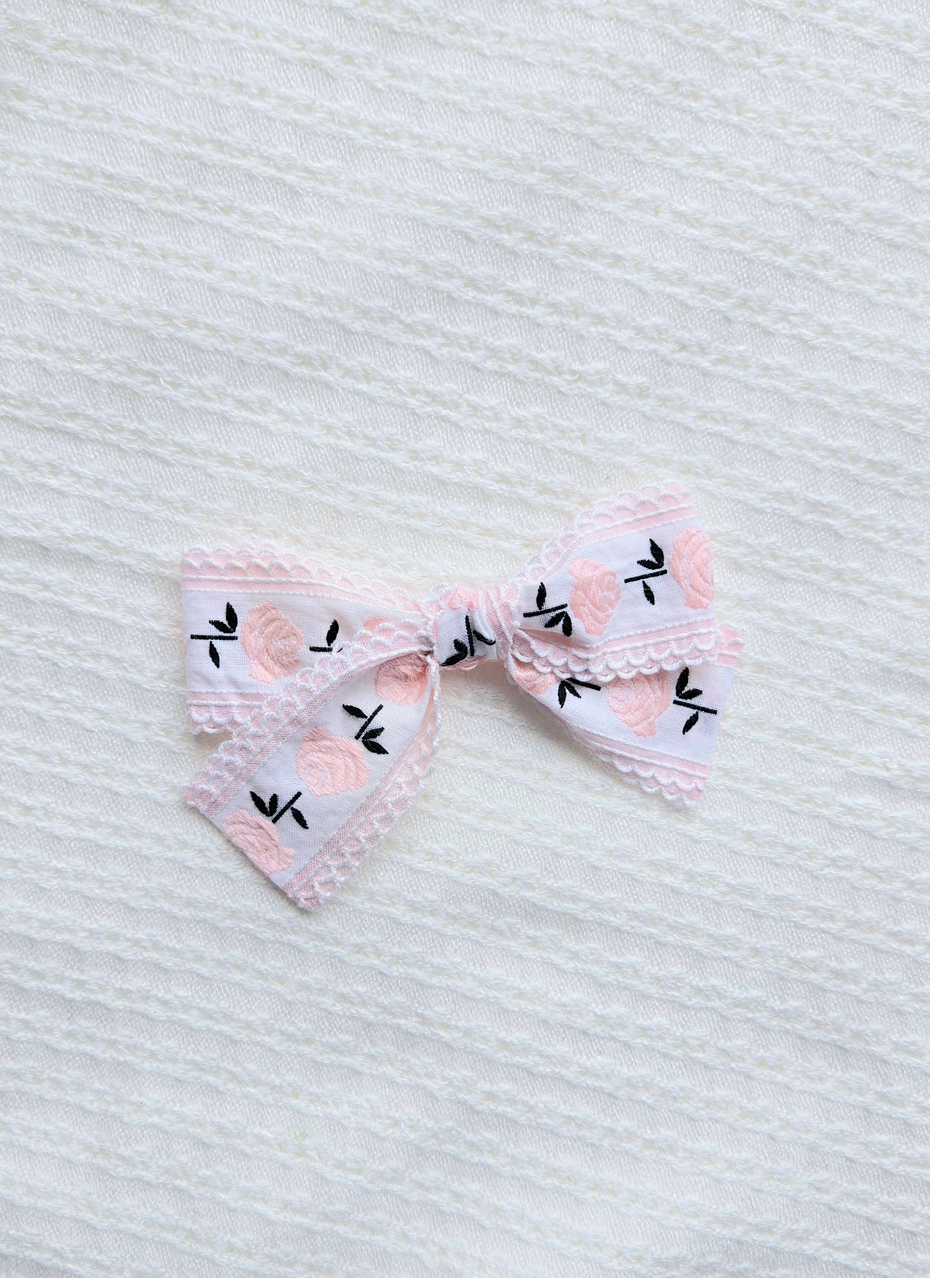 Vintage Trim Bow • Pink Floral