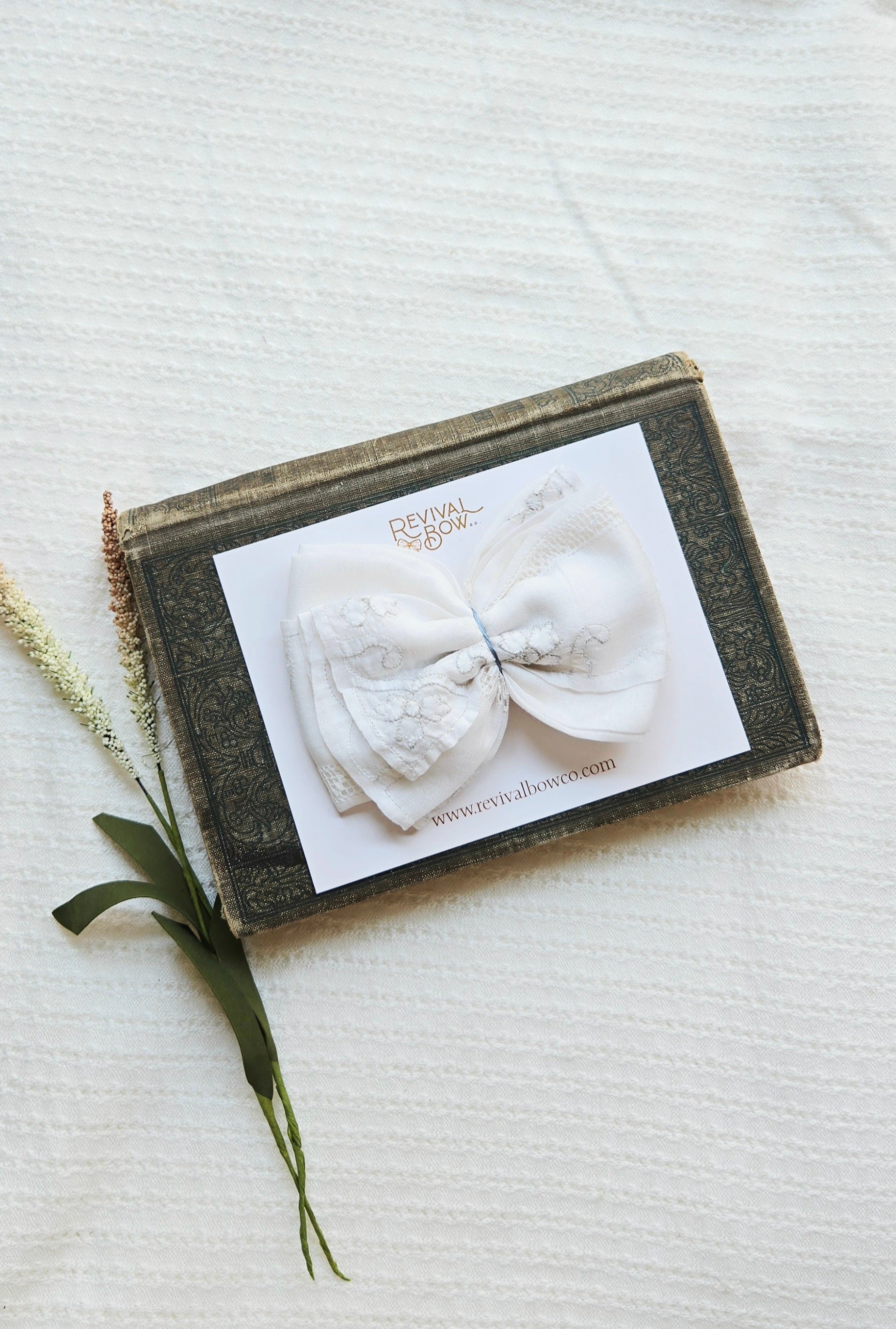 Vintage Handkerchief Bow 16